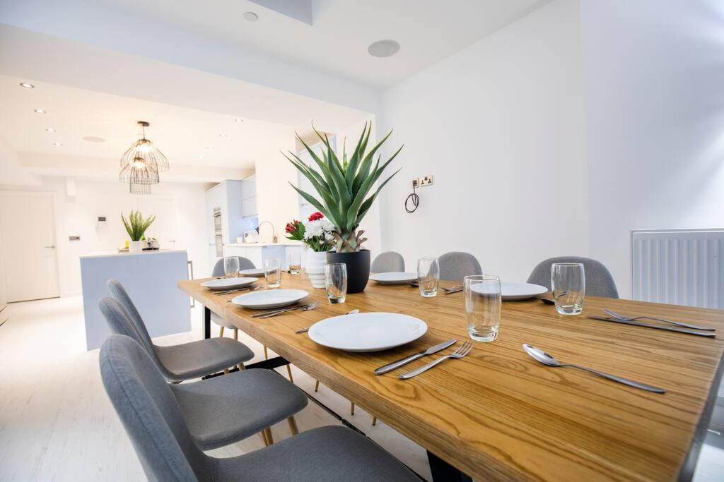 Central Townhouse With Roof Terrace Manchester Eksteriør bilde