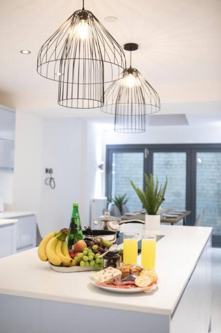Central Townhouse With Roof Terrace Manchester Eksteriør bilde