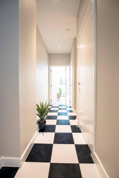 Central Townhouse With Roof Terrace Manchester Eksteriør bilde